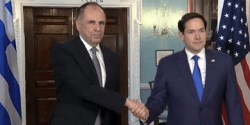 ΗΠΑ-Ελλάδα: Η «στρατηγική σχέση» καλά κρατεί και επί Τραμπ