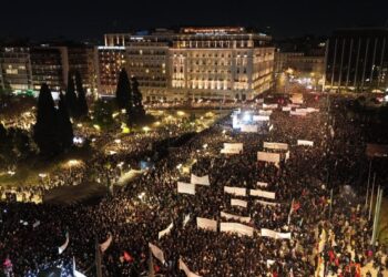 Νέο μεγάλο κύμα κινητοποιήσεων για τα Τέμπη από άκρη σε άκρη