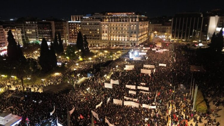 Νέο μεγάλο κύμα κινητοποιήσεων για τα Τέμπη από άκρη σε άκρη