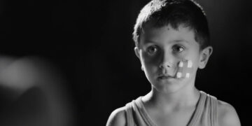 Οι δύο τάσεις  στους κόλπους  της γερμανικής  αστικής τάξης μετά τις εκλογές