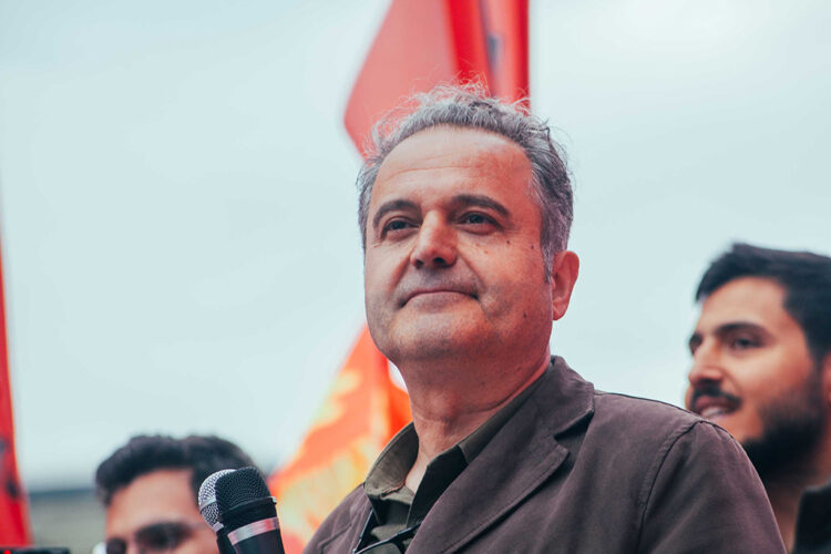 Ισκεντέρ Μπαϊχάν (ΕΜΕΡ): Με κλιμάκωση των αγώνων και ενότητα απαντάμε στον Ερντογάν