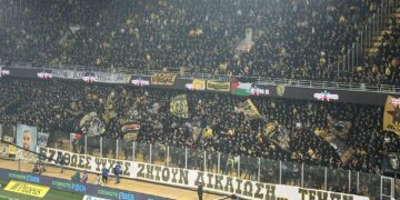 Οι εξέδρες στο πλευρό της κοινωνίας