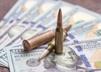 Από την πρόνοια στον πόλεμο: στρατιωτικός κεϊνσιανισμός