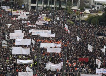 Απεργία 9/4: Έχουμε τη δύναμη να νικήσουμε!