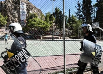 Ανατρεπτική Συμμαχία για την Αθήνα: Το όργιο καταστολής καθώς και τα σχέδια αποστείρωσης του λόφου Στρέφη δε θα περάσουν!