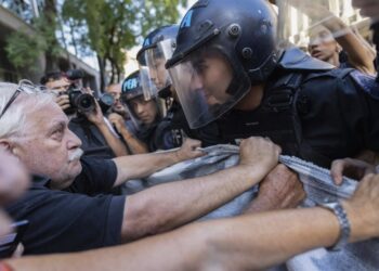 Οι Αργεντινοί στους δρόμους κατά Μιλέι (Περισκόπιο 15/3/2025)
