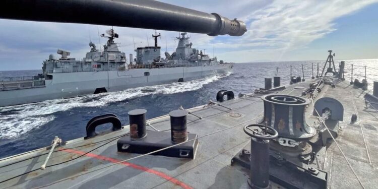 Νέο «επιθετικό» δόγμα, 28 δισ. για εξοπλισμούς