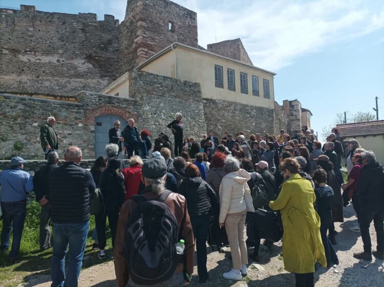 Ιστορική περιήγηση στο Επταπύργιο-Γεντί Κουλέ