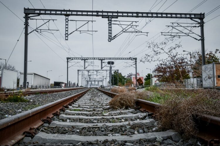 Μηχανικοί ΟΣΕ: Eπανακρατικοποίηση της Hellenic Train, όχι στην πολυδιάσπαση του σιδηρόδρομου