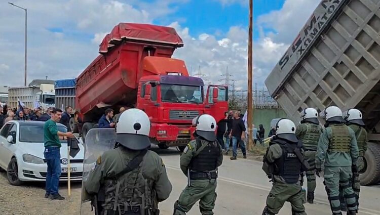 Πτολεμαΐδα: Φιέστα Μητσοτάκη στη ΔΕΗ, ξύλο και χημικά σε διαδηλωτές στον ΑΗΣ Καρδιάς (Video)