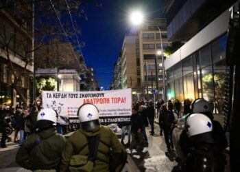 ΑΝΤΑΡΣΥΑ: Μέσα τα σωματεία, έξω η Hellenic Train