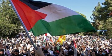 Δεν συνηθίζουμε τη φρίκη τέλος τώρα στη γενοκτονία στην Παλαιστίνη