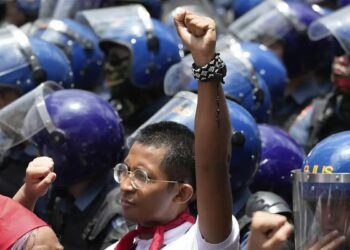 Χιλιάδες τίμησαν την «Κόκκινη Πρωτομαγιά» (Περισκόπιο 3/5/2025)