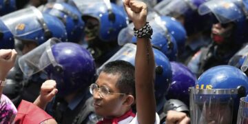 Χιλιάδες τίμησαν την «Κόκκινη Πρωτομαγιά» (Περισκόπιο 3/5/2025)