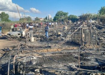 Κομμουνιστική Απελευθέρωση: Εδώ και τώρα μέτρα για τους πυρόπληκτους μετανάστες εργάτες γης στη Νέα Μανωλάδα Ηλείας!