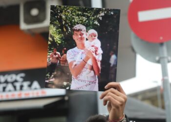 Καμιά «ΔΗΚΕΟΣΙΝΗ» για Ρομά και φτωχούς