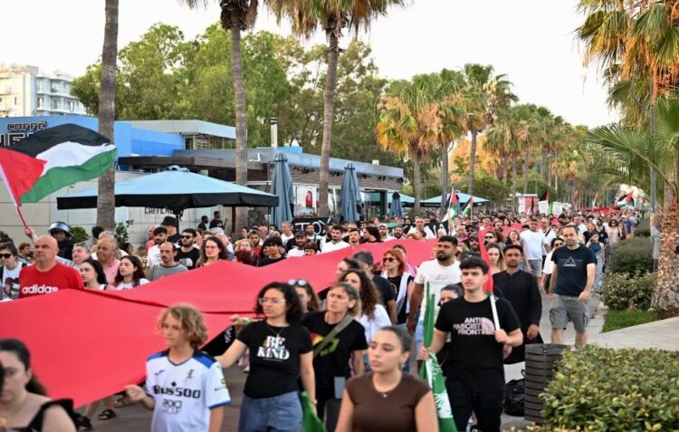 Η Κύπρος προτεκτοράτο του Ισραήλ