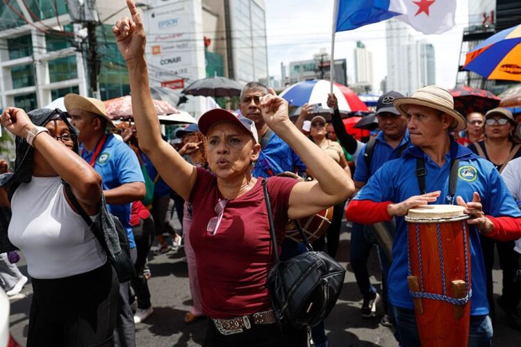 Χέρι-χέρι στην καταστολή Τσιπίτα και κυβέρνηση Παναμά