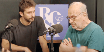 «Είμαστε στο εμείς, όχι στο εγώ»: Ο Σήφης Καυκαλάς και ο Γιάννης Σιαμαντάς μιλούν για την πορεία προς τη Γάζα