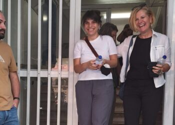 Η ΑΝΤΑΡΣΥΑ καταγγέλλει την αναίτια και βίαιη σύλληψη της δασκάλας Δήμητρας Τάσσου