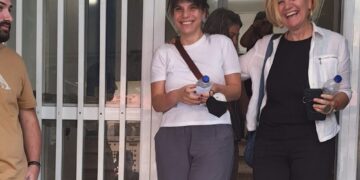 Η ΑΝΤΑΡΣΥΑ καταγγέλλει την αναίτια και βίαιη σύλληψη της δασκάλας Δήμητρας Τάσσου