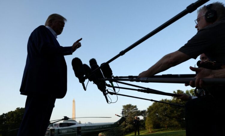 Θεσμοί και φυγοκεντρωτές