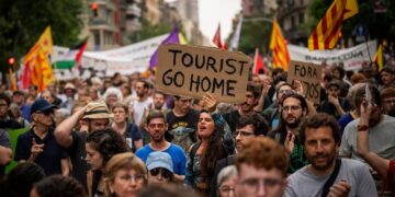 Η βραχυχρόνια μίσθωση «πνίγει» τον ευρωπαϊκό Νότο