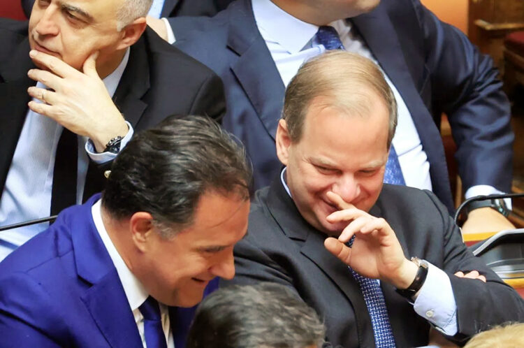 Συγκάλυψη τώρα: «Στα μαλακά» από τη ΝΔ ο Καραμανλής