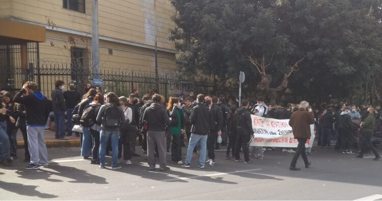 Σε δίκη στις 11/6 οι συλληφθέντες της εκπαιδευτικής διαδήλωσης στις 10/2/2021