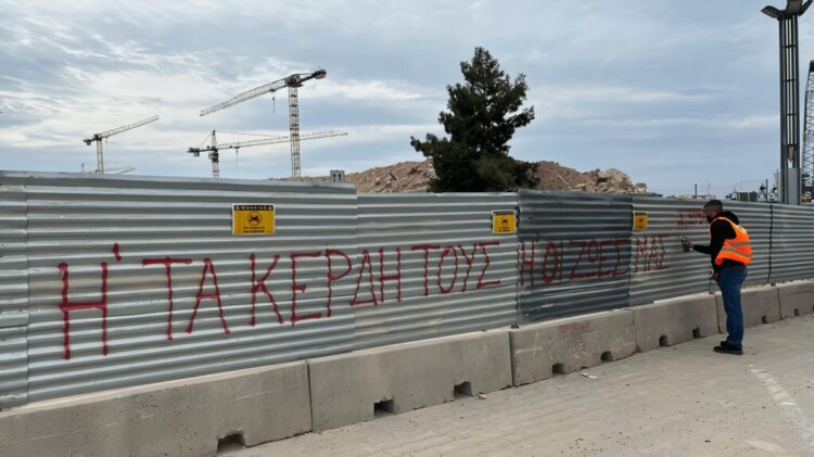 Ελληνικό: Τσιμέντο, χώμα κι αίμα