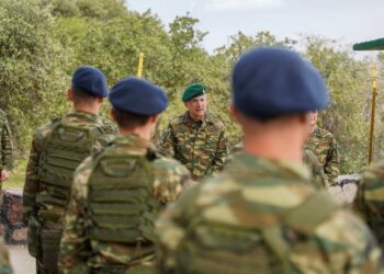 Τι συμβαίνει στη Νίσυρο; Μήπως γνωρίζει κάτι το ΓΕΣ;