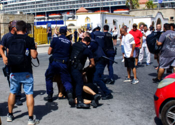 Η Πρωτοβουλία Αλληλεγγύης στον Παλαιστινιακό Λαό καταγγέλλει την κυβερνητική βία και τις συλλήψεις διαδηλωτών