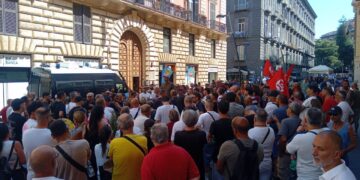 Liberazione Comunista (Grecia): Solidarietà alle mobilitazioni in Italia