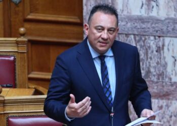 Με παρέμβαση του Ισραηλιτικού Συμβουλίου η αφαίρεση κειμένου για τα παιδιά της Γάζας από το βιβλίο της Νεοελληνικής γλώσσας