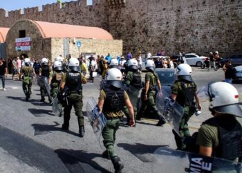 ΑΝΤΑΡΣΥΑ: Κάτω τα χέρια από το κίνημα αλληλεγγύης στην Παλαιστίνη- Πέμπτη 31/7, Σύνταγμα 7μμ