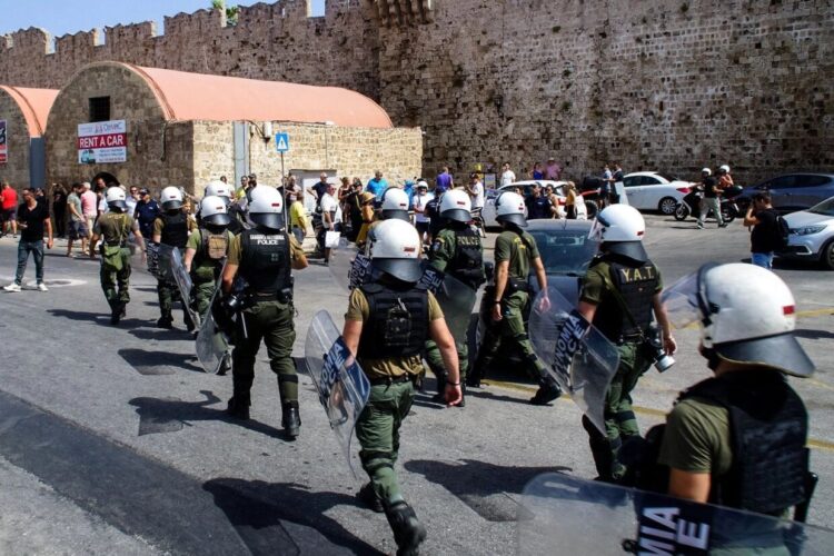 ΑΝΤΑΡΣΥΑ: Κάτω τα χέρια από το κίνημα αλληλεγγύης στην Παλαιστίνη- Πέμπτη 31/7, Σύνταγμα 7μμ