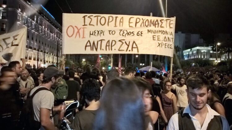 Referendum July 2015: Ten days that shook but did not change Greece