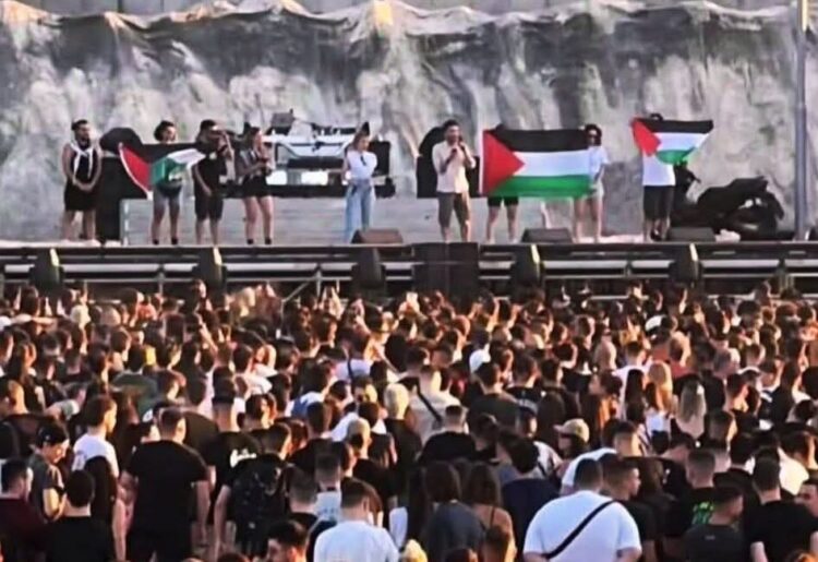 Η τέχνη (πρέπει να) είναι με την Παλαιστίνη!