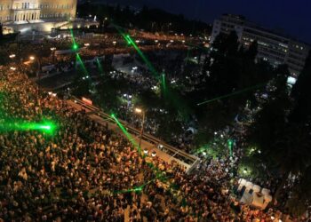 Ιούλης 2015: Δέκα μέρες που συγκλόνισαν αλλά δεν άλλαξαν την Ελλάδα