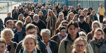 Families Like Ours: Μια δυστοπία από τον Τόμας Βίντερμπεργκ