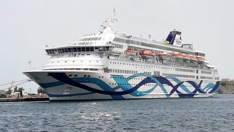 Προκλητικά απαγορευτικά μέτρα επιβάλλει το Λιμενικό στη Σύρο για τη «διευκόλυνση» ισραηλινού κρουαζιερόπλοιου