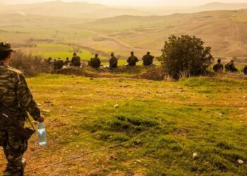 Άμεσα μέτρα για τη ζέστη και τον καύσωνα στα στρατόπεδα!