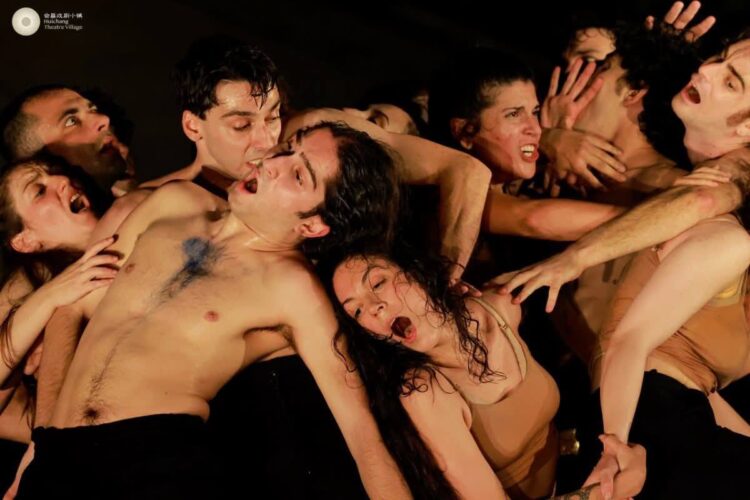 Ο χορός της Ορέστειας: Δίνοντας σώμα, αναπνοή και φωνή στο «Εμείς»