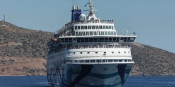 ΑΝΤΑΡΣΥΑ: Κάλεσμα στις συγκεντρώσεις ενάντια στον ελλιμενισμό του ισραηλινού κρουαζιερόπλοιο «Crown Iris»-Πειραιάς 14/8