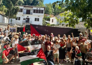 Εκατοντάδες δράσεις αλληλεγγύης υπέρ της Παλαιστίνης, κατά της γενοκτονίας σε όλη την Ελλάδα από άκρη σε άκρη (φωτό-βίντεο)