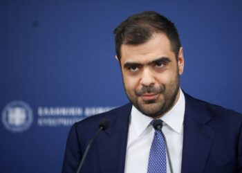 Ο μπαμπούλας της ΕΕ και το μπούλινγκ του Π. Μαρινάκη για τον θάνατο γυναίκας στην Αίγινα