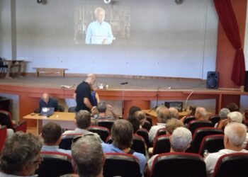 Μεγάλη συγκίνηση στην πολιτική κηδεία του Ευτύχη Μπιτσάκη στην Κρήτη