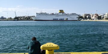 Οι καρχαρίες της εγχώριας ακτοπλοΐας