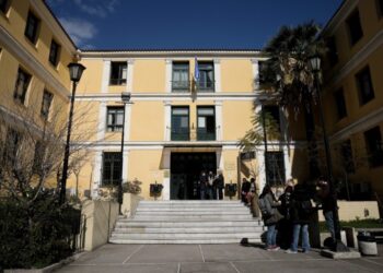 Η δίκη των Παλαιστίνιων, οι απειλές στη δικηγόρο τους και η ασυδοσία των σιωνιστών στη χώρα μας