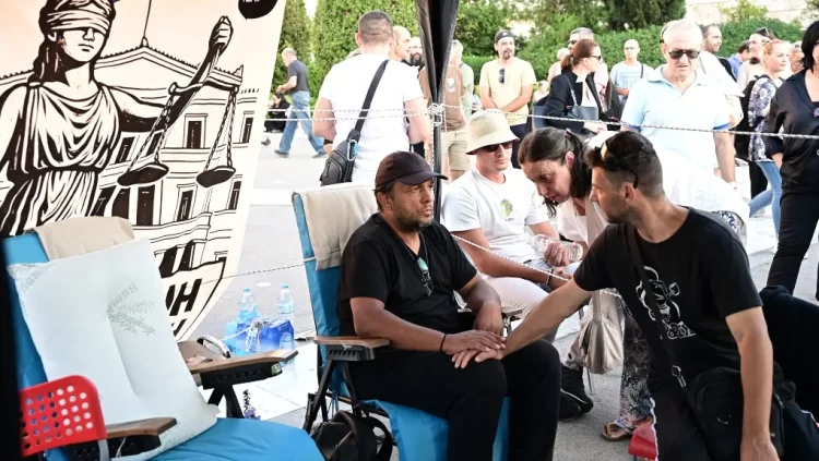 Εργαζόμενοι στη Skroutz Last Mile: Αλληλεγγύη στον συνάδελφο Πάνο Ρούτσι